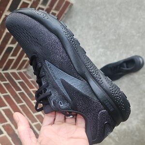 🔥Women's Brooks Running Shoes, sz 9.5